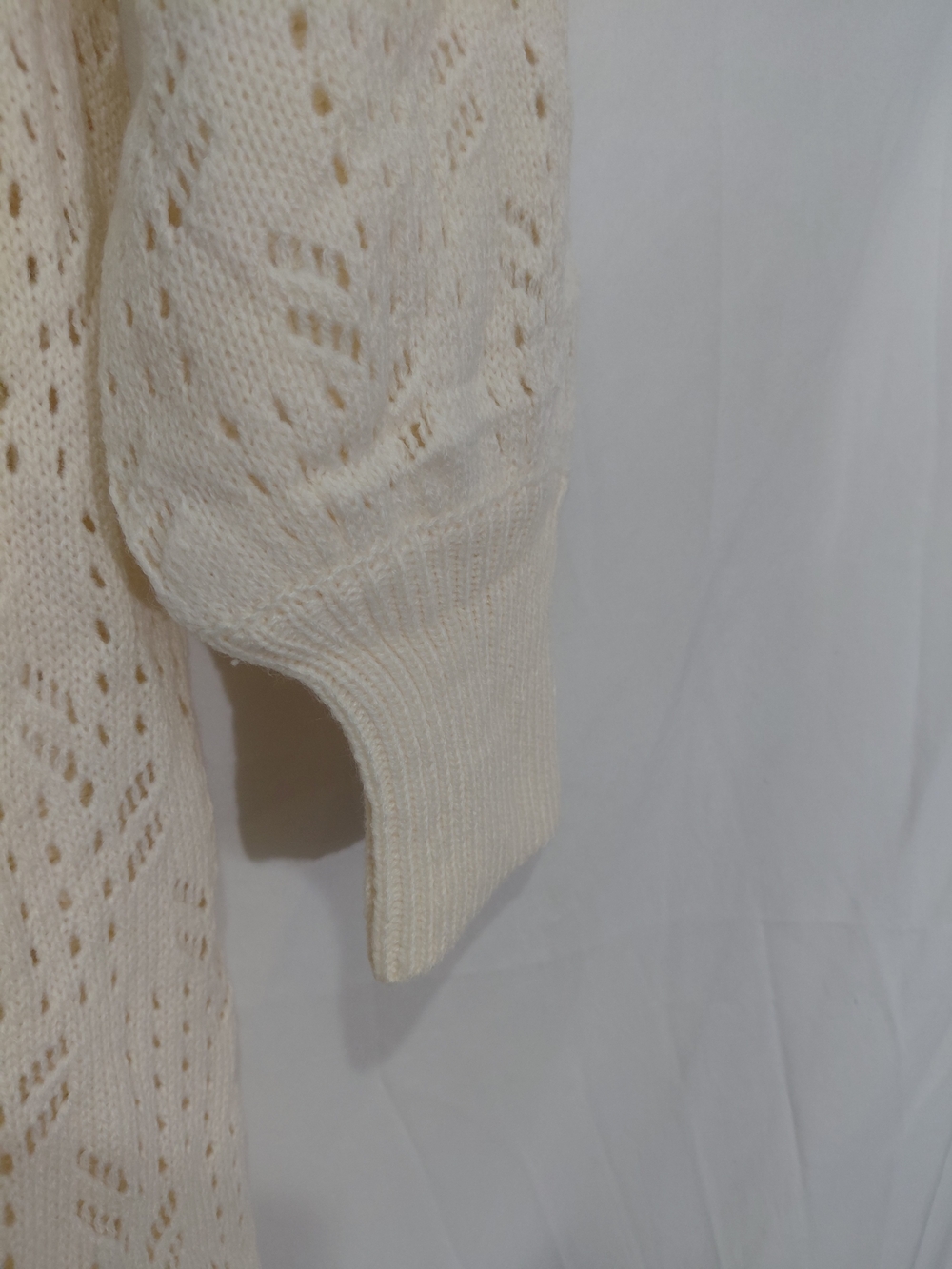 Cupshe Cream Openwork V‑Neck Knit Maxi Dress - Picture 4 of 7